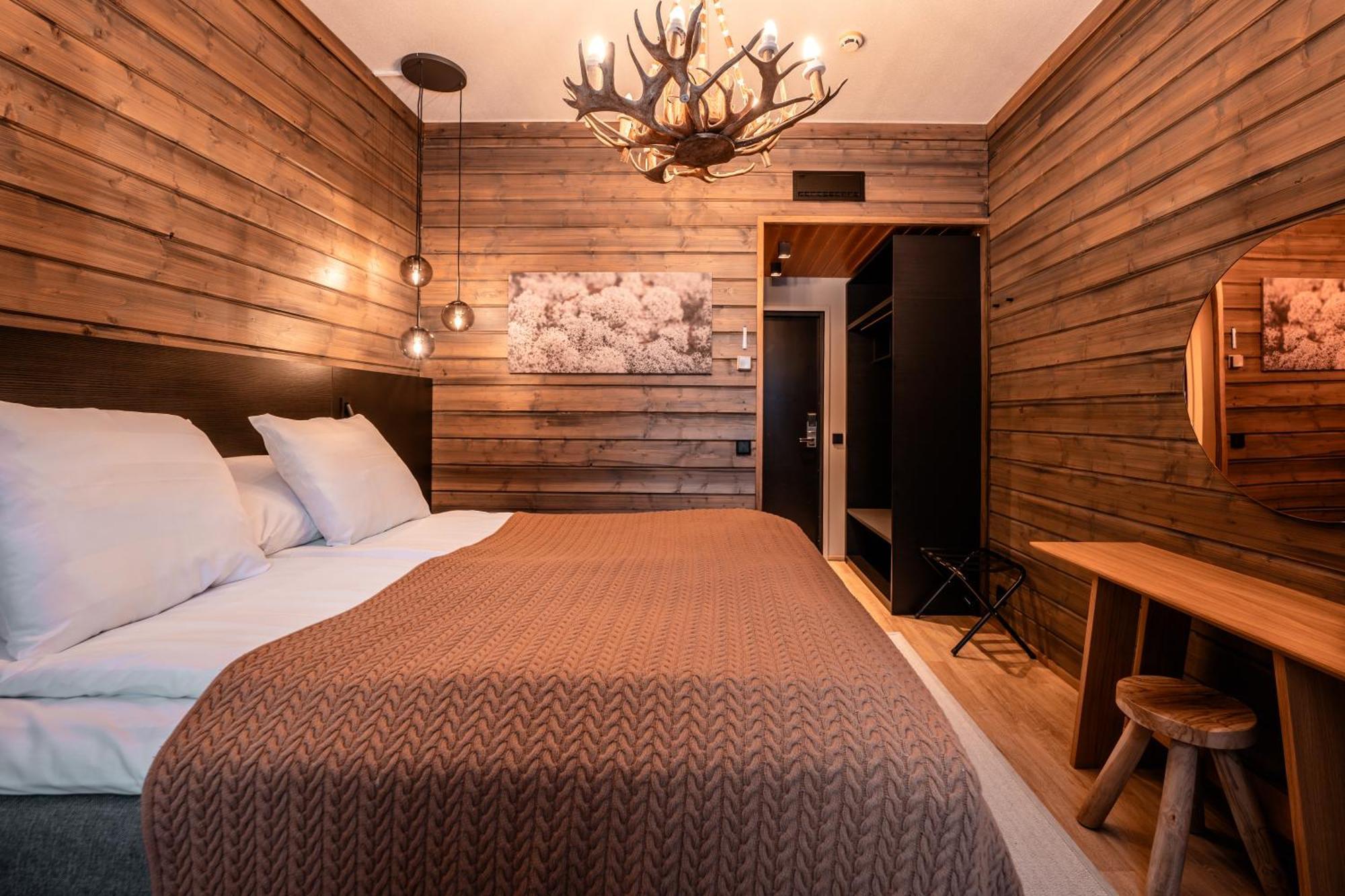 Wilderness Hotel Muotka & Igloos Саариселькя Экстерьер фото