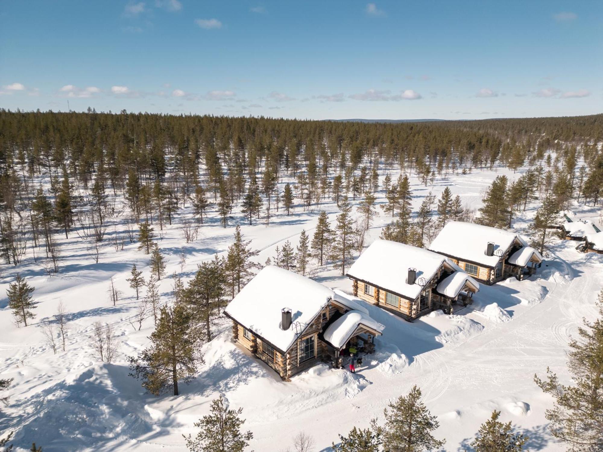 Wilderness Hotel Muotka & Igloos Саариселькя Экстерьер фото