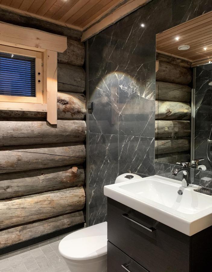 Wilderness Hotel Muotka & Igloos Саариселькя Экстерьер фото